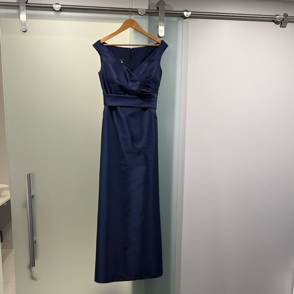 Elegant Midnight Blue Alfred Sung Gown - Picture 2 of 7